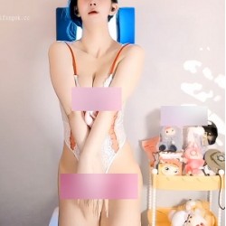 虎牙XG吸吸热舞2V合集0.57GB太粉嫩